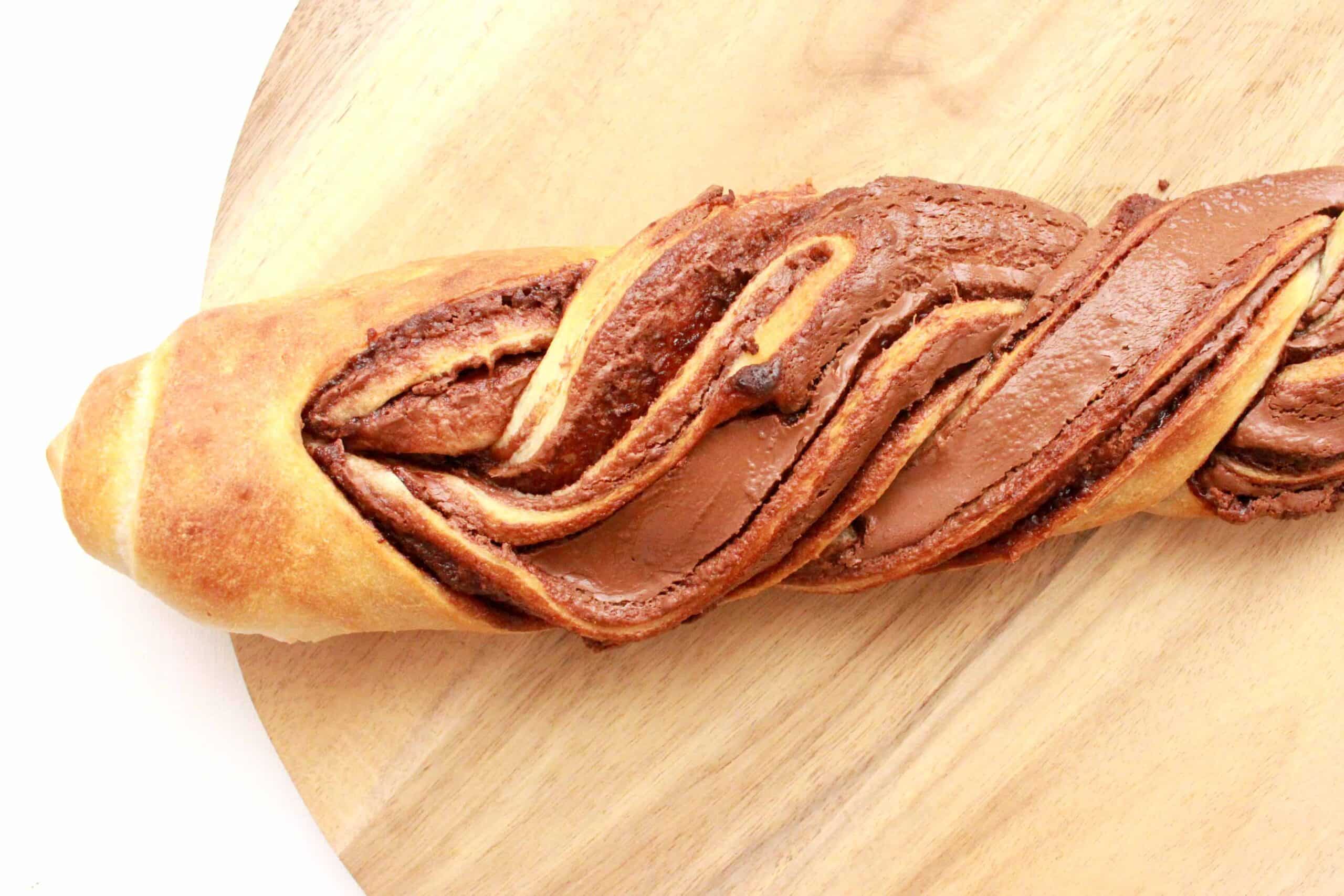 Nutella brood met maar 2 ingrediënten, super lekker gasten pasen op kokkerellen snel en gemakkelijk