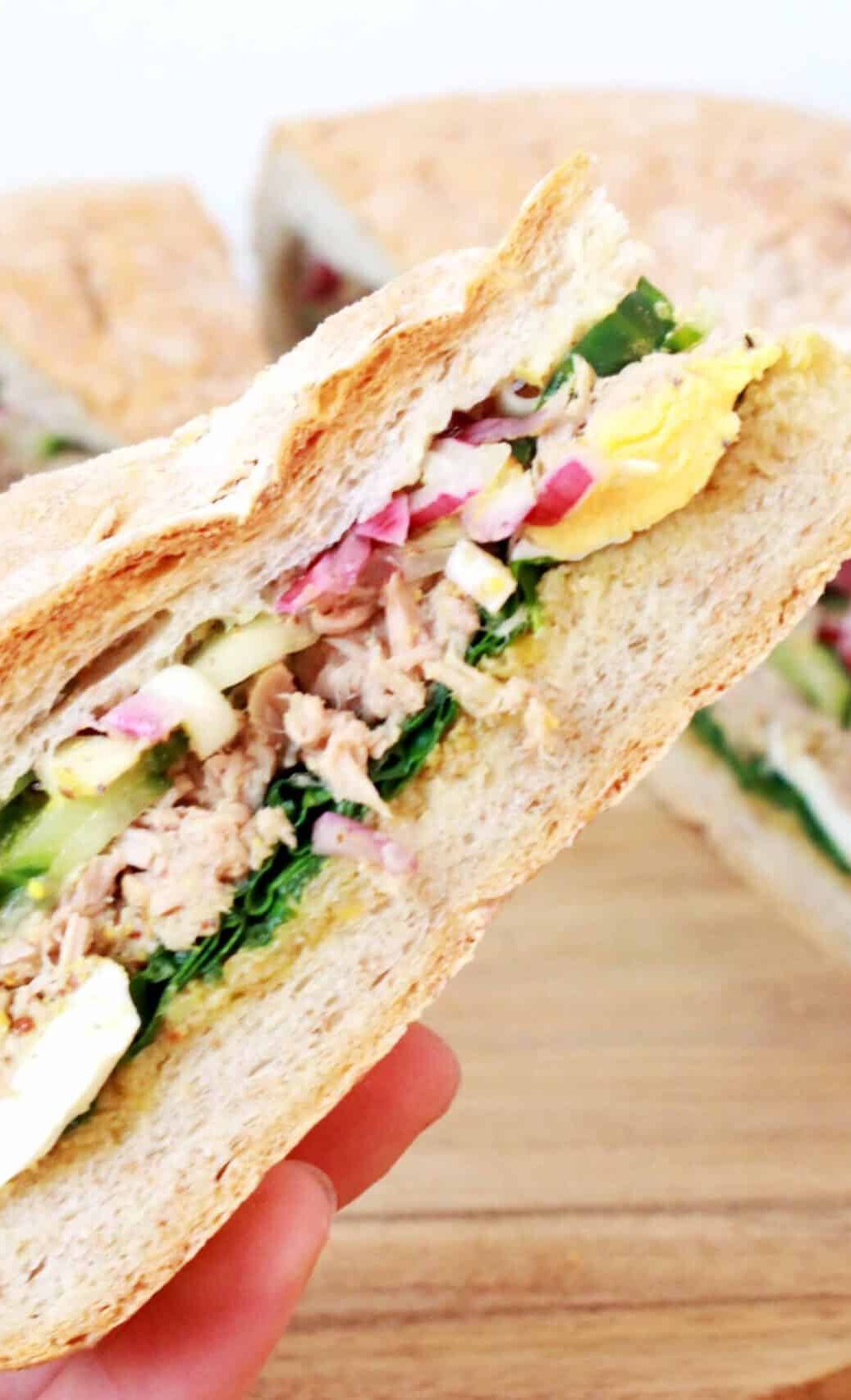 picknickbrood met tonijn