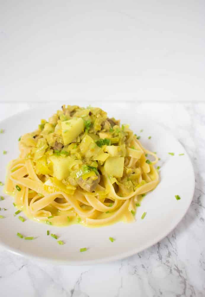 Tagliatelli met curry saus 1