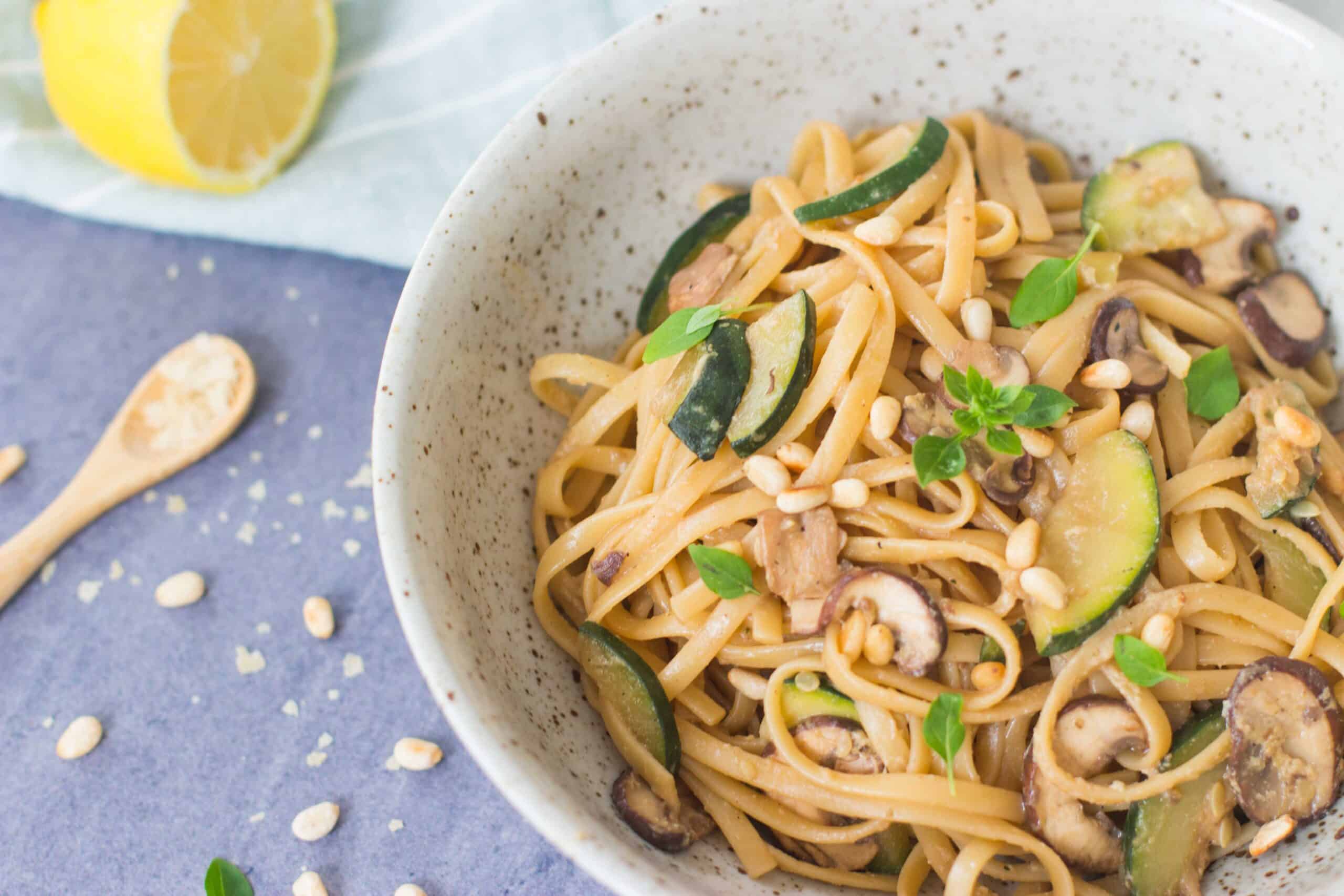 pasta mosterd courgette champignons vegan gezond healthy vegetarisch 8