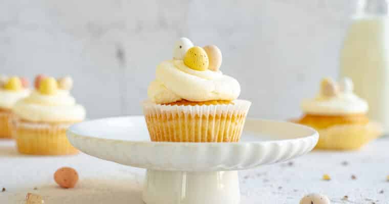 Gemakkelijke vanille cupcakes: basis recept