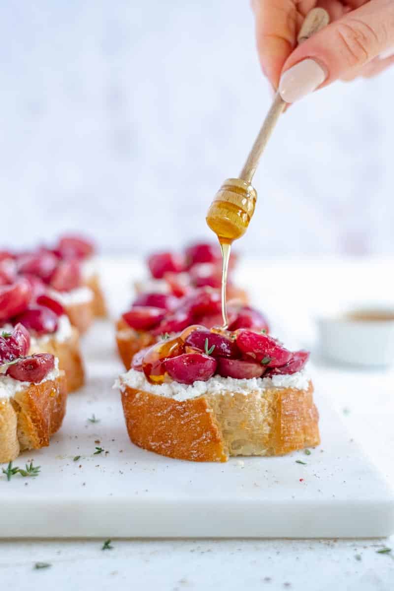 bruschetta met gegrilde druiven