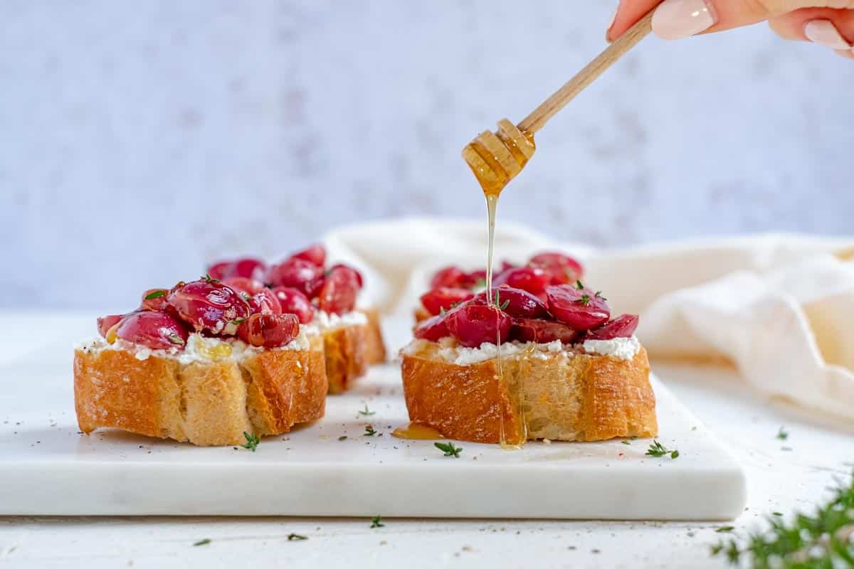 bruschetta met gegrilde druiven