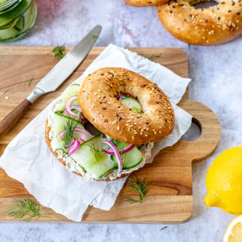 Bagel met zalm salade