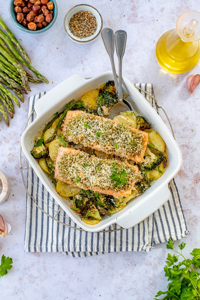 Ovenschotel met broccoli en zalm