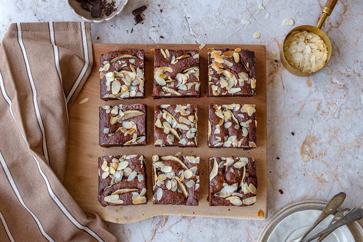 makkelijk brownie recept met amandelmeel en peer